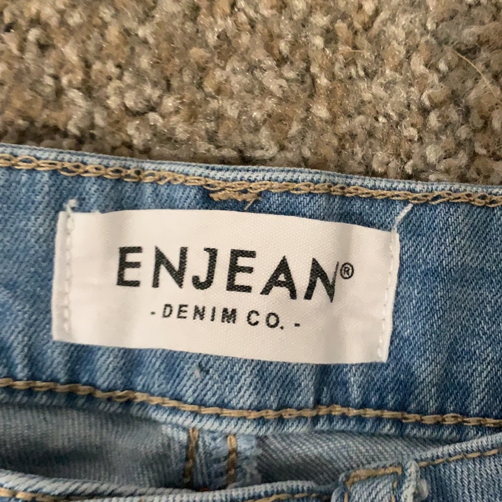 denim shorts - Picture 4 of 4
